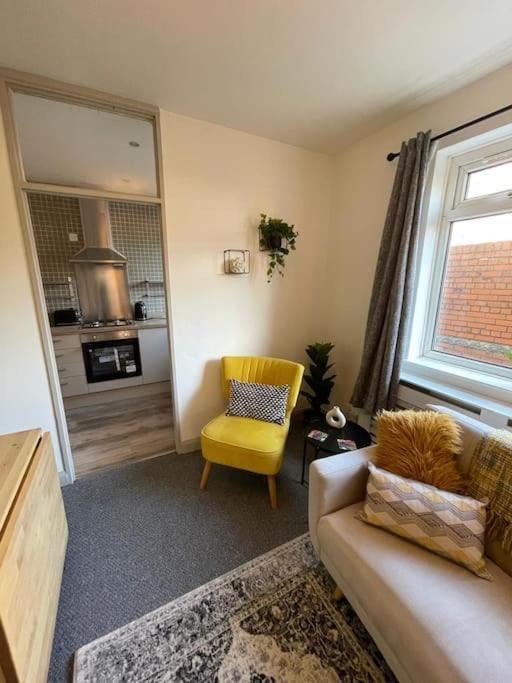 2 Bed Central Cardiff Apartment - Sleeps Five! Екстериор снимка