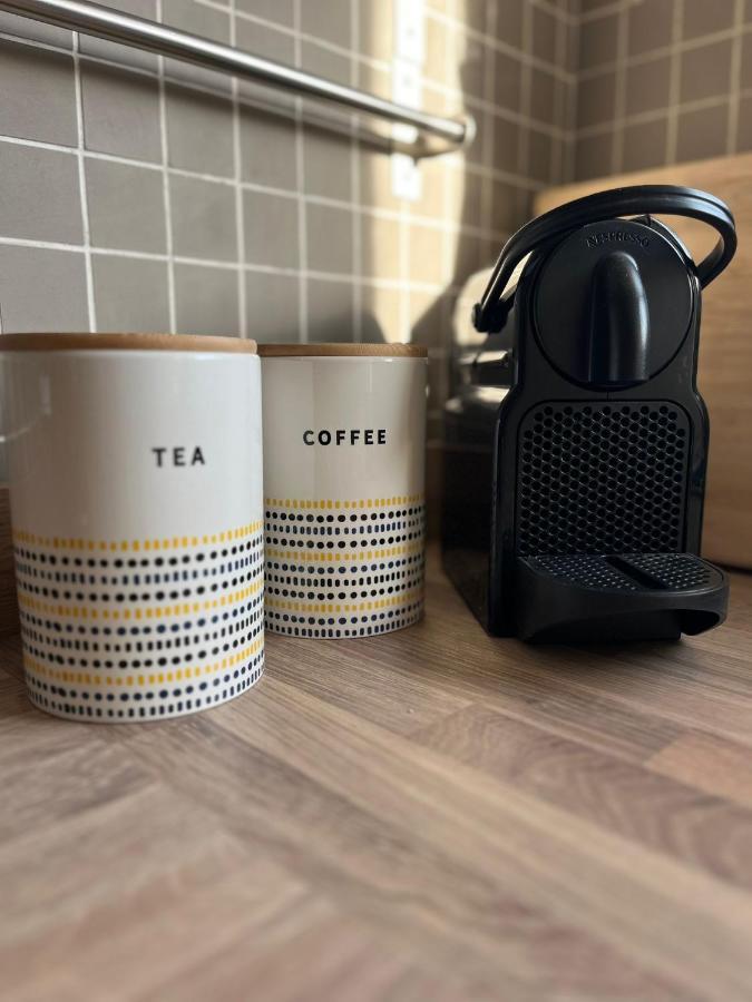 2 Bed Central Cardiff Apartment - Sleeps Five! Екстериор снимка