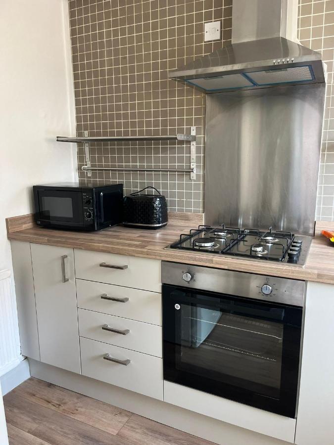 2 Bed Central Cardiff Apartment - Sleeps Five! Екстериор снимка